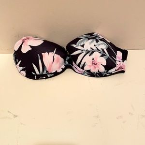 VS pink strapless bra